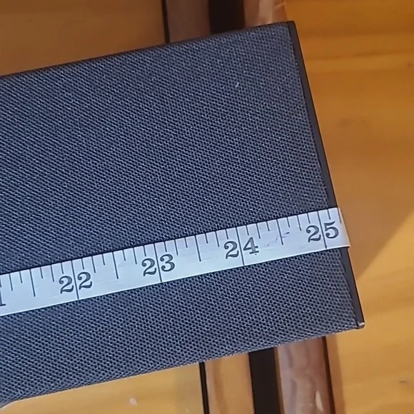 Samsung Soundbar (Like New) - Picture 2 of 12